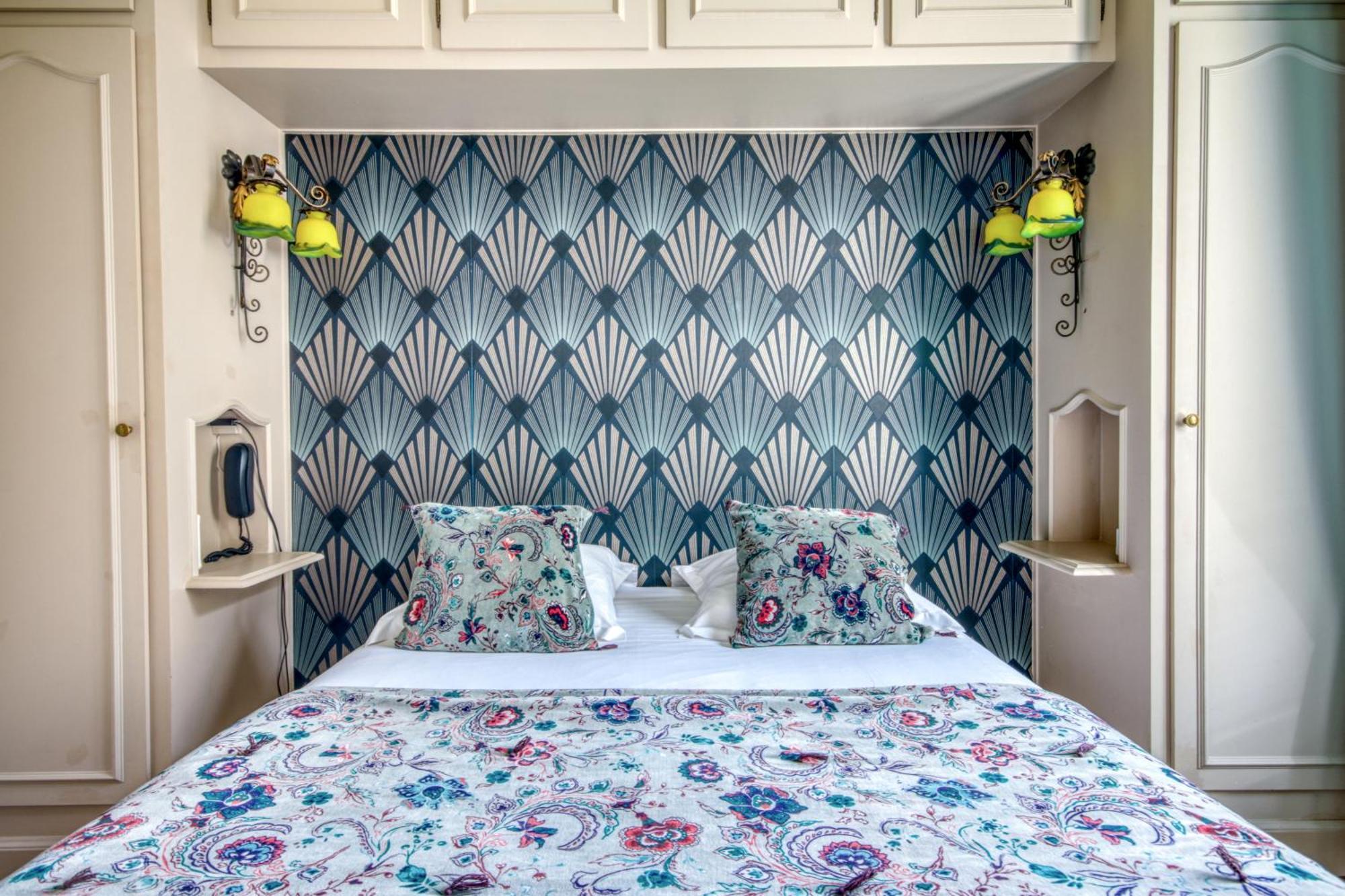 Small Double Room ramparts view