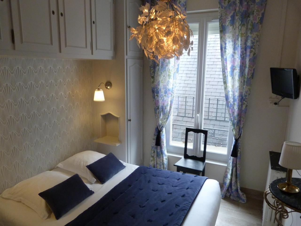 Small Double Room ramparts view